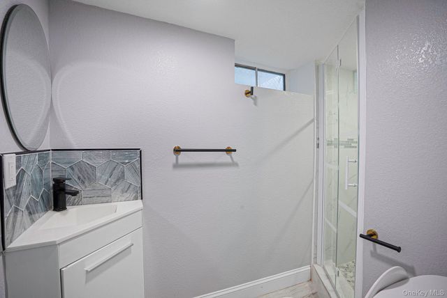 9411 210th Street, Queens Village, NY 11428