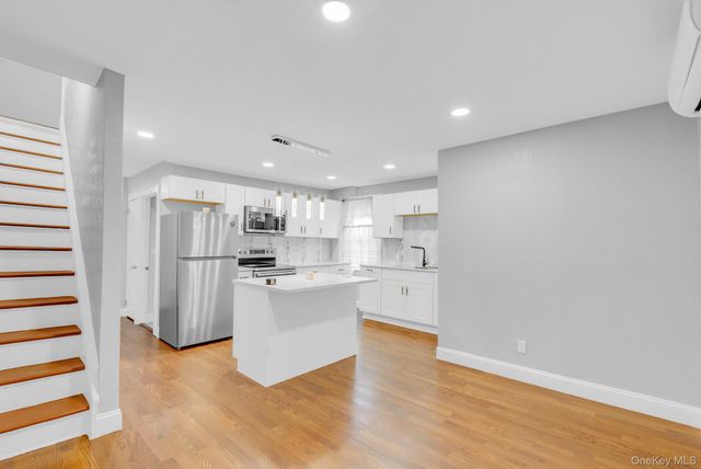 9411 210th Street, Queens Village, NY 11428