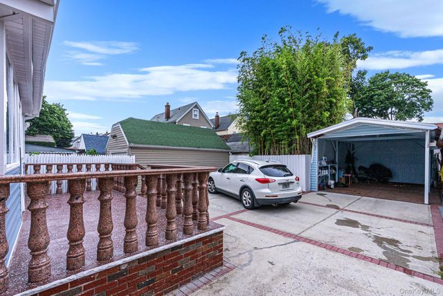 9411 210th Street, Queens Village, NY 11428