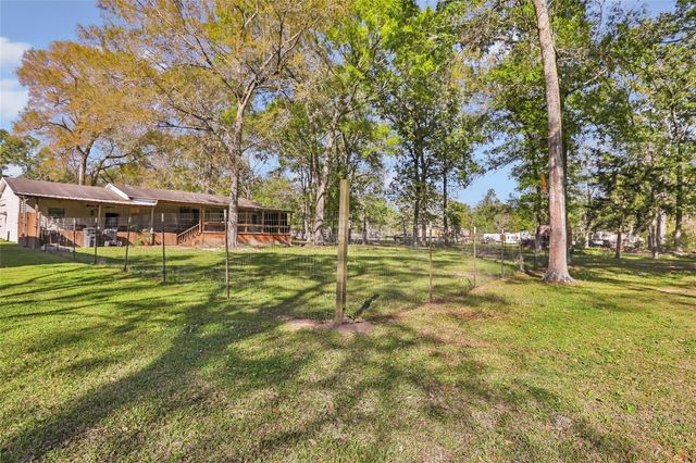 596 County Road 4700, Dayton, TX 77535