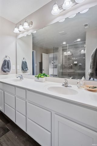 1065 Coral Springs Drive, Cicero, IN 46034