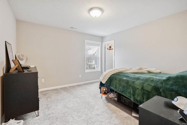 1065 Coral Springs Drive, Cicero, IN 46034