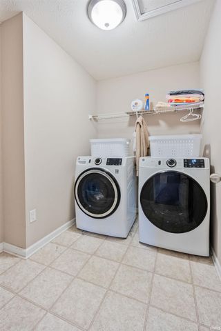 1065 Coral Springs Drive, Cicero, IN 46034