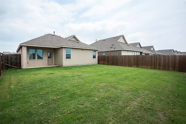 2423 Lemco Drive, Forney, TX 75126