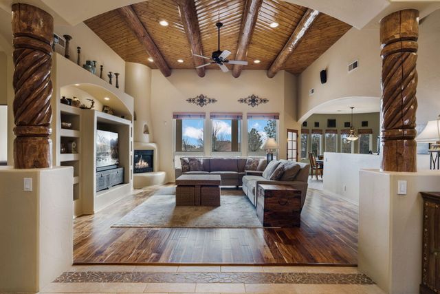 6522 Oersted Road NE, Rio Rancho, NM 87144