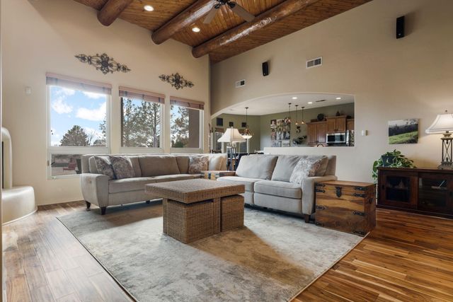 6522 Oersted Road NE, Rio Rancho, NM 87144