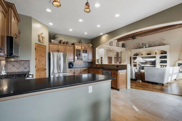 6522 Oersted Road NE, Rio Rancho, NM 87144