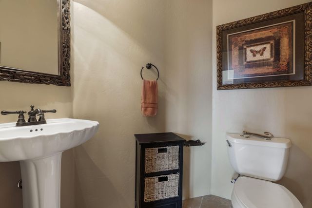 6522 Oersted Road NE, Rio Rancho, NM 87144