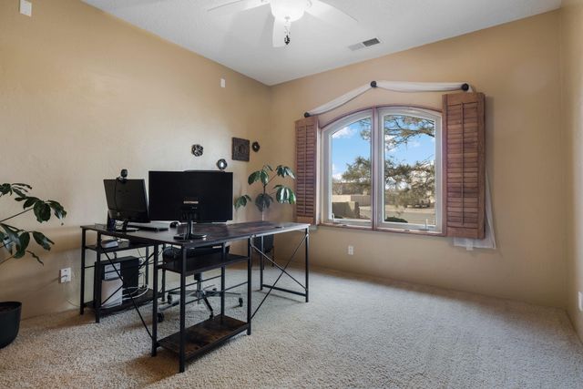 6522 Oersted Road NE, Rio Rancho, NM 87144