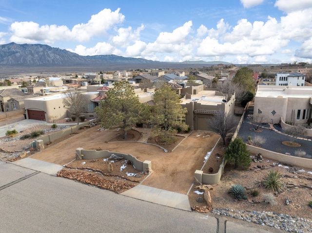 6522 Oersted Road NE, Rio Rancho, NM 87144