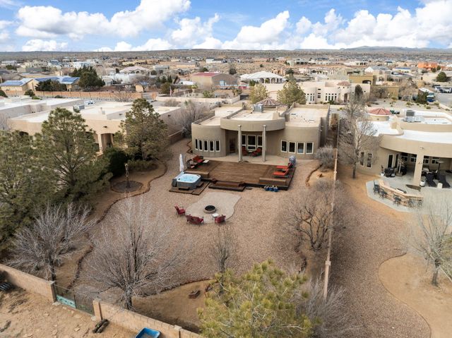 6522 Oersted Road NE, Rio Rancho, NM 87144