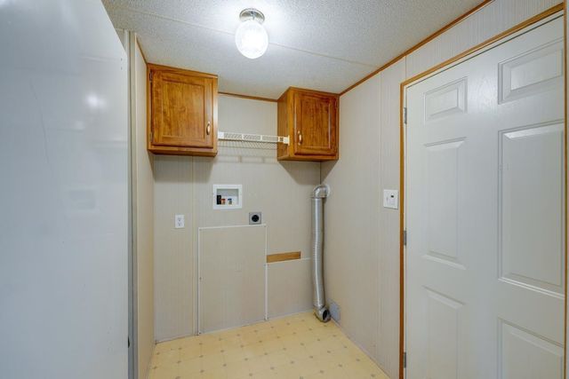 2810 192nd Rd, Winfield, KS 67156