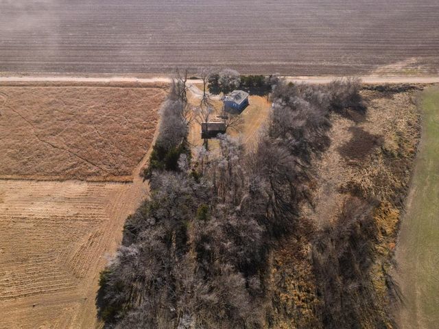 2810 192nd Rd, Winfield, KS 67156