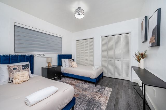 1704 S Le Jeune Rd, Coral Gables, FL 33134