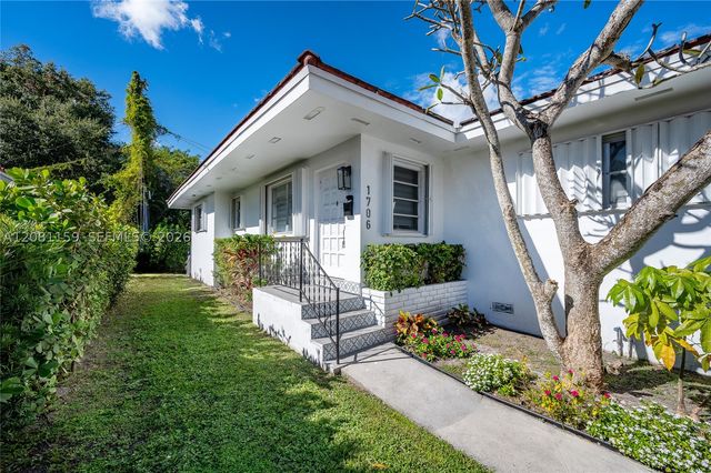 1704 S Le Jeune Rd, Coral Gables, FL 33134