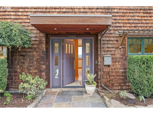 1262 Nw SUMMIT Ave, Portland, OR 97210