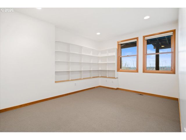 1262 Nw SUMMIT Ave, Portland, OR 97210