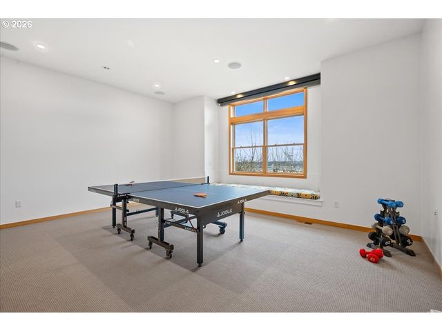 1262 Nw SUMMIT Ave, Portland, OR 97210