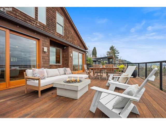 1262 Nw SUMMIT Ave, Portland, OR 97210