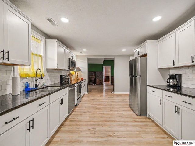 613 4th Avenue, Plattsmouth, NE 68048