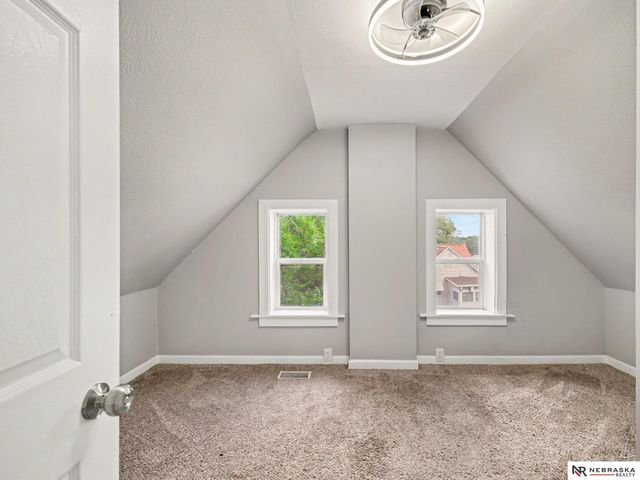 613 4th Avenue, Plattsmouth, NE 68048
