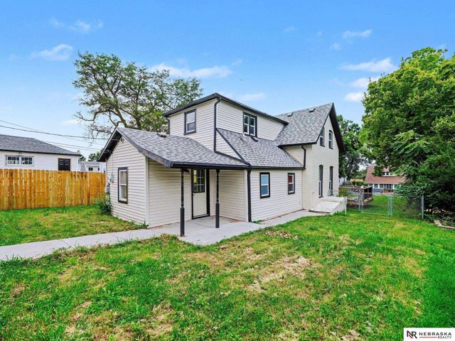 613 4th Avenue, Plattsmouth, NE 68048