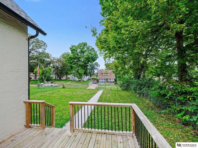 613 4th Avenue, Plattsmouth, NE 68048