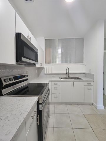 17720 NW 73 203, Hialeah, FL 33015