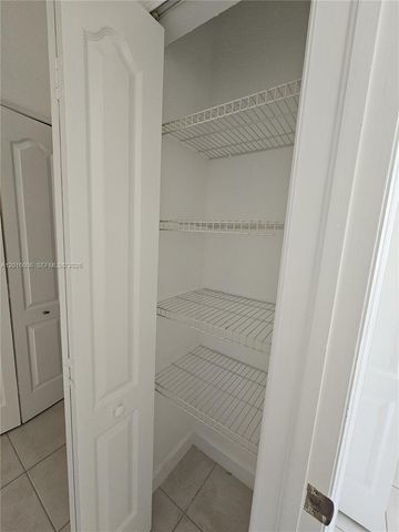 17720 NW 73 203, Hialeah, FL 33015