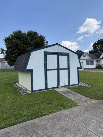 261 N Bombay Ct, Clarksville, TN 37042