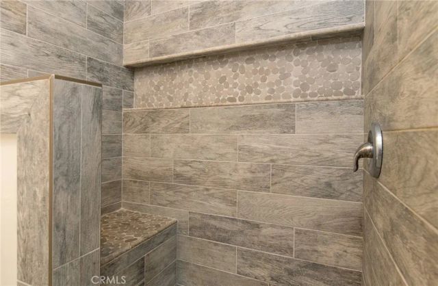 8995 Victoria Avenue, South Gate, CA 90280