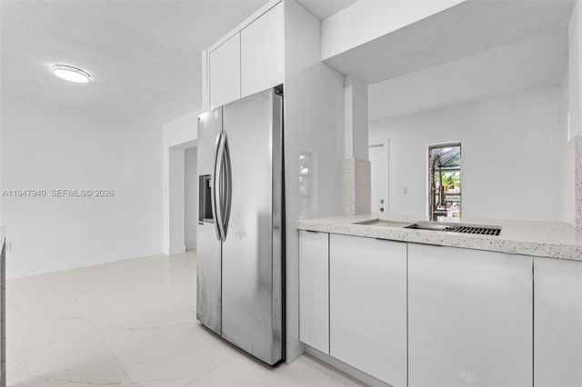 2701 Nassau Dr, Miramar, FL 33023