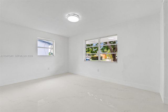 2701 Nassau Dr, Miramar, FL 33023