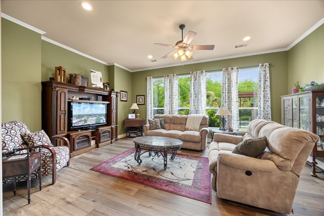 7404 Fox Fire Court, Granbury, TX 76049