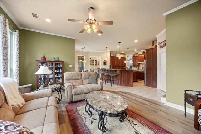 7404 Fox Fire Court, Granbury, TX 76049