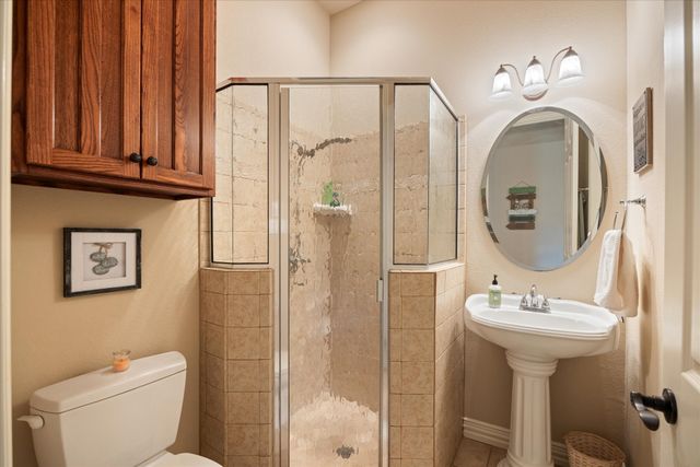 7404 Fox Fire Court, Granbury, TX 76049