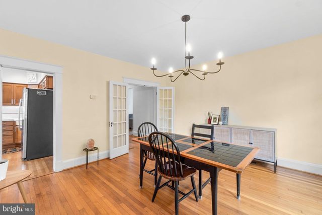 322 SAINT DUNSTANS RD, Baltimore, MD 21212