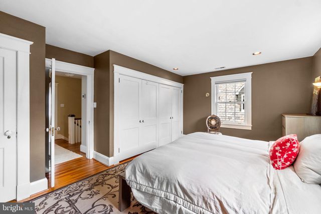 322 SAINT DUNSTANS RD, Baltimore, MD 21212