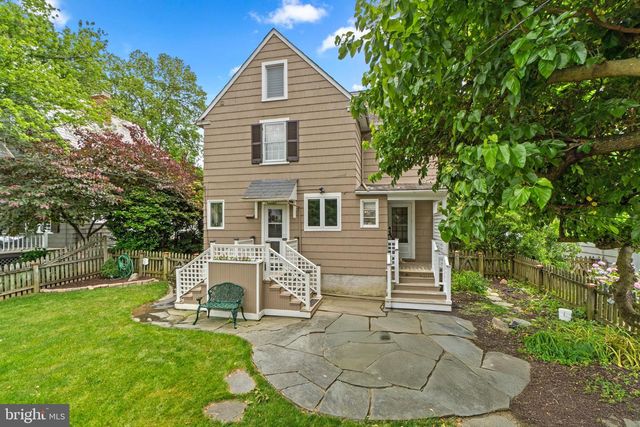 322 SAINT DUNSTANS RD, Baltimore, MD 21212