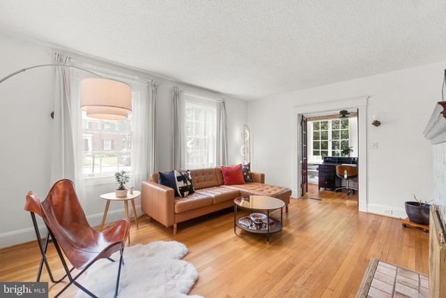 322 SAINT DUNSTANS RD, Baltimore, MD 21212