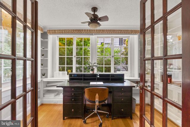 322 SAINT DUNSTANS RD, Baltimore, MD 21212