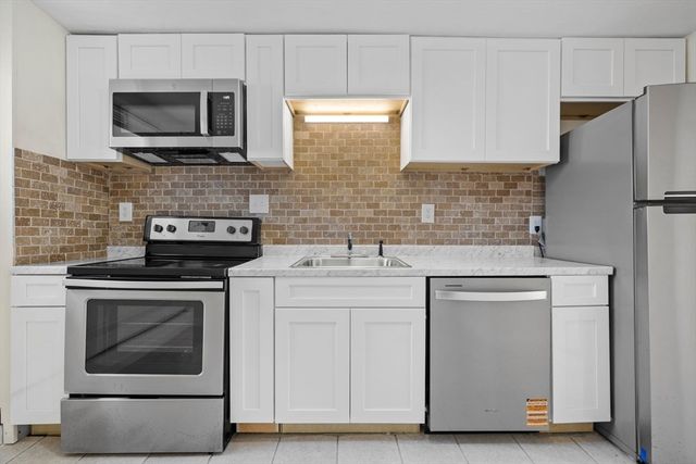 66 Bryon Rd 2, Boston, MA 02467