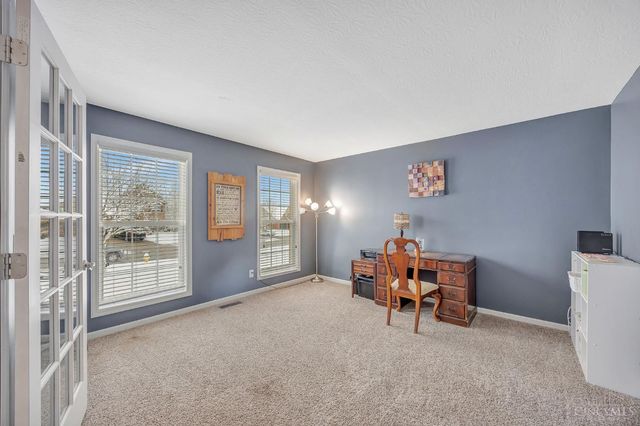 10750 Carolina Pines Drive, Harrison, OH 45030