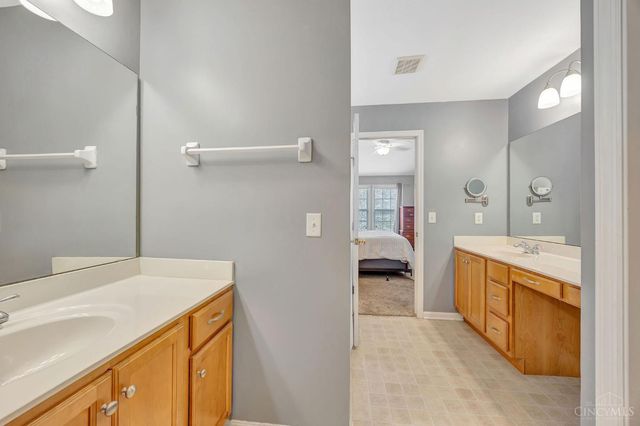 10750 Carolina Pines Drive, Harrison, OH 45030