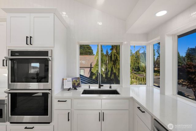 9929 76th Street SW, Lakewood, WA 98498
