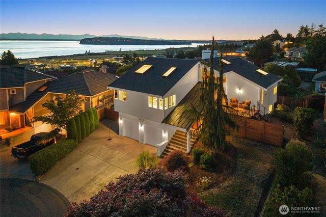 9929 76th Street SW, Lakewood, WA 98498