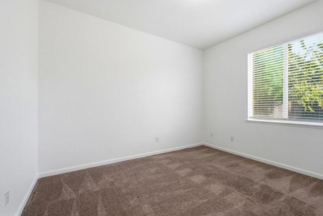 660 Bramblewood Avenue, Lathrop, CA 95330