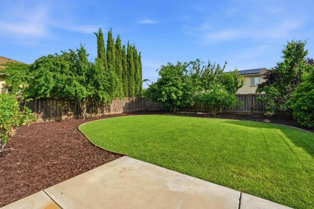 660 Bramblewood Avenue, Lathrop, CA 95330