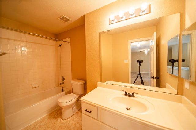 10723 Scenic Drive, Montgomery, TX 77356