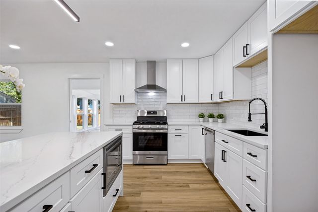 609 Warren Drive, Garland, TX 75042